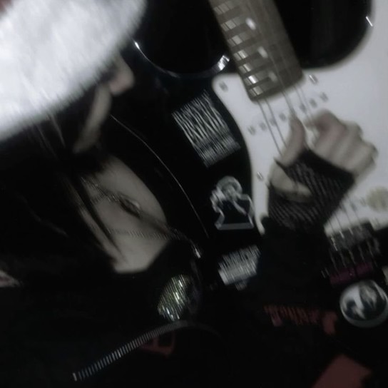 its not a phase mom (emo, alt rock, grunge & pop punk)